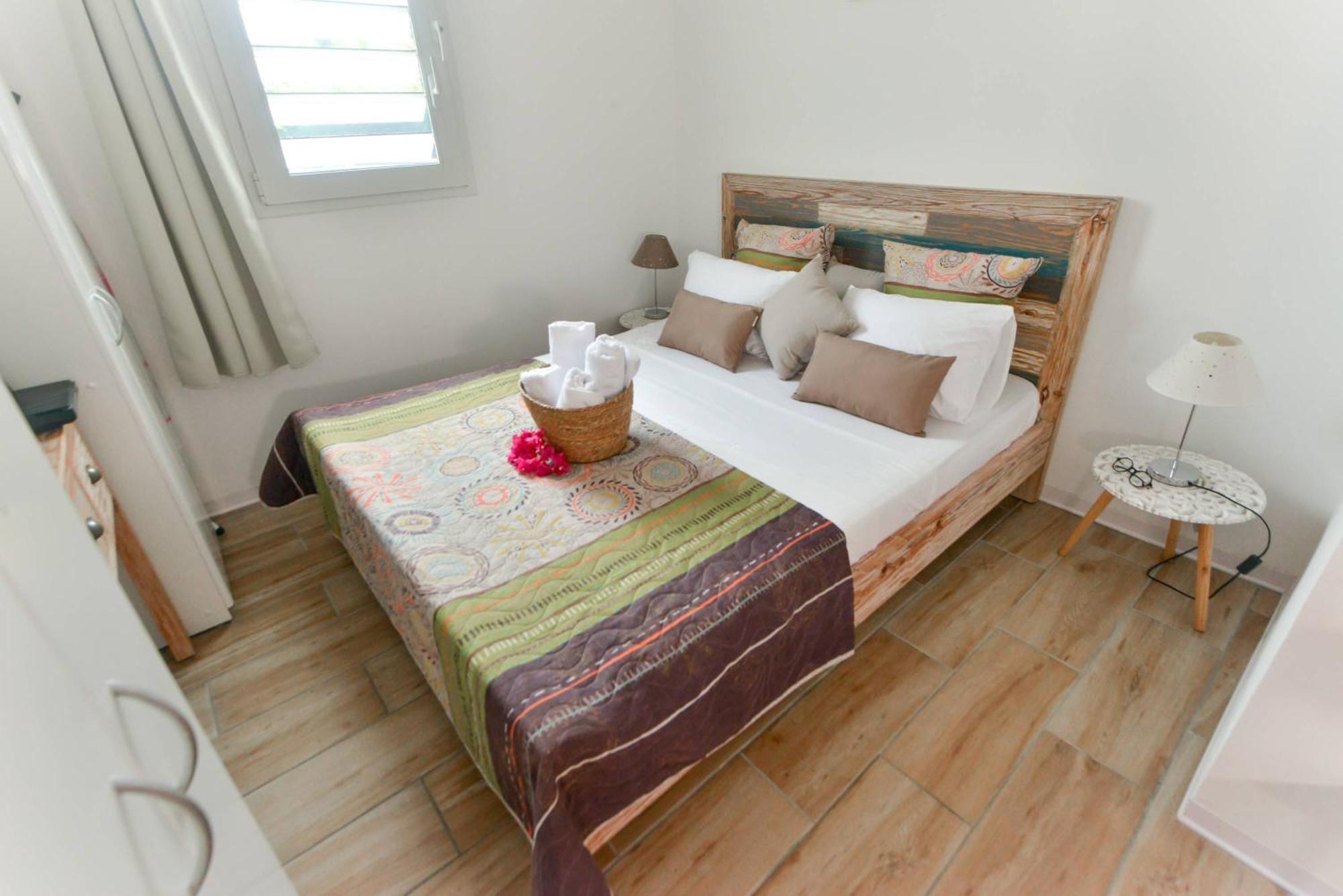 Les jardins de CHANTILLY -Bungalows avec jardins et piscines privées Baie-Mahault Chambre photo